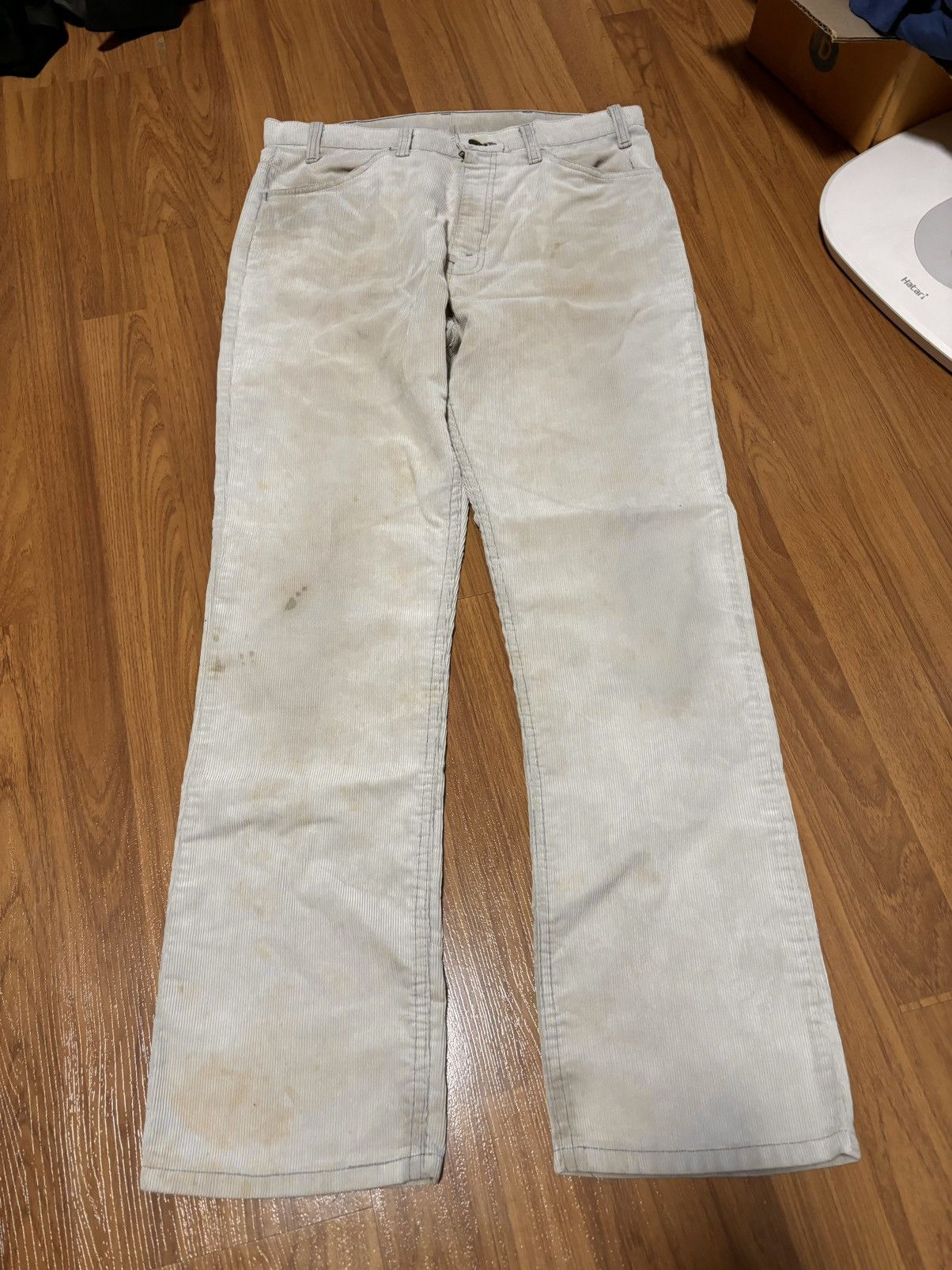 Levi's Vintage Levi’s Corduroy Flares Size US 32 / EU 48 - 1 Thumbnail