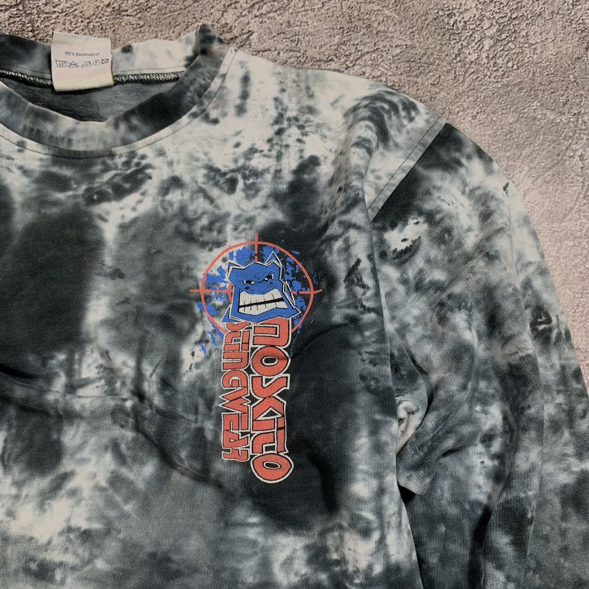 Vintage Vintage 90s Y2K Tie Dye Graphic Crewneck Thrashed Grunge M Size US M / EU 48-50 / 2 - 3 Thumbnail