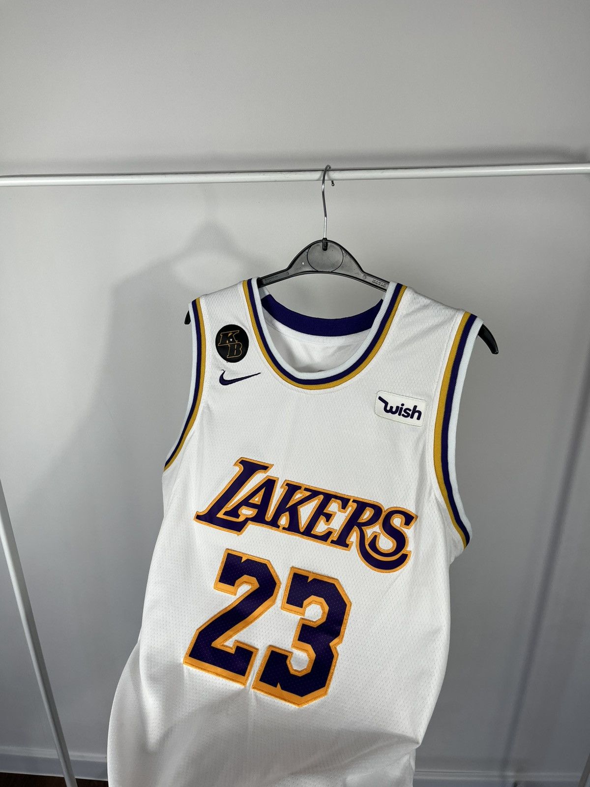 Nike Los Angeles Lakers #23 James White NBA Basketball Jersey Size US M / EU 48-50 / 2 - 5 Thumbnail