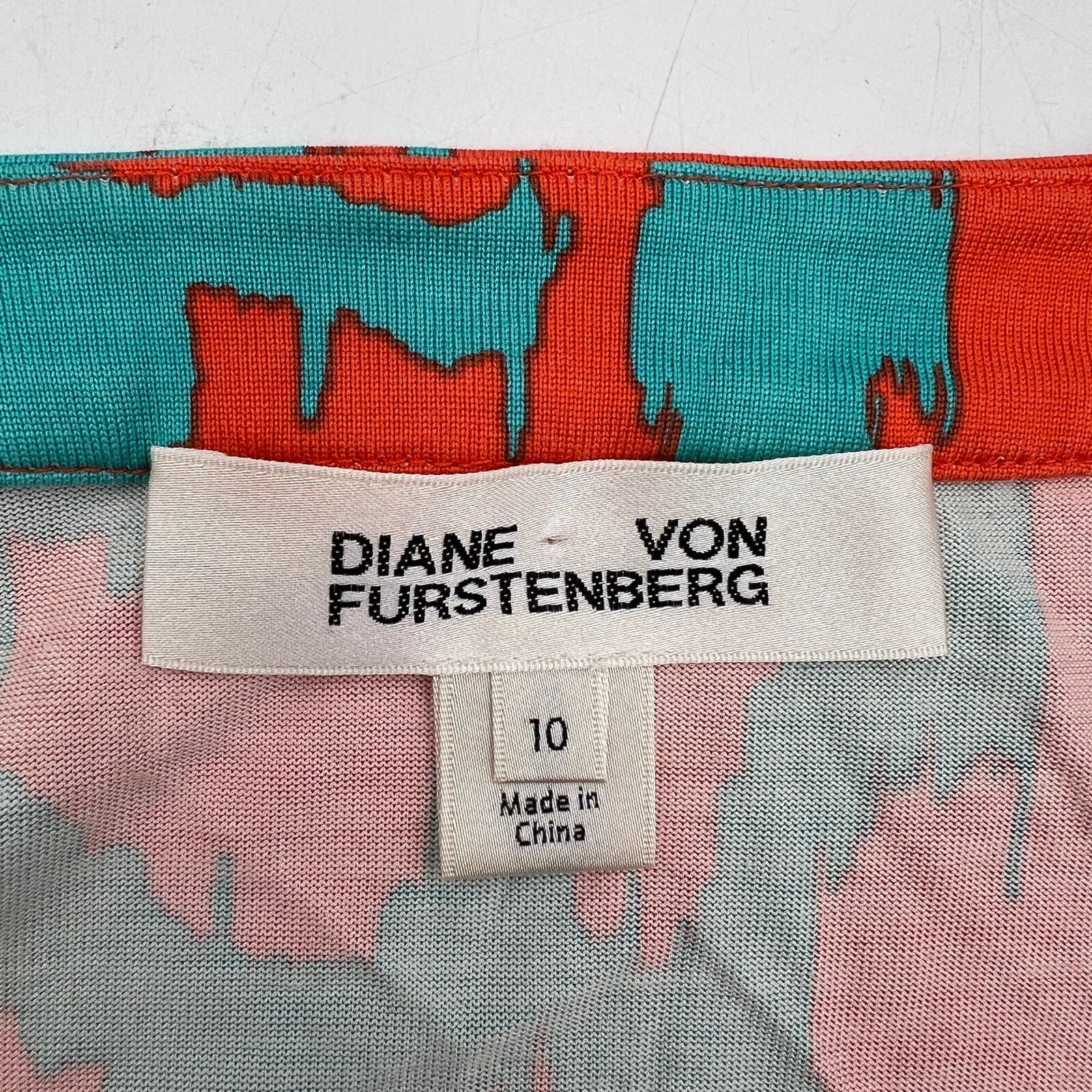 Diane von Furstenberg Diane Von Furstenburg Printed Wrap Silk Dress Orange Teal Size L / US 10 / IT 46 - 2 Thumbnail