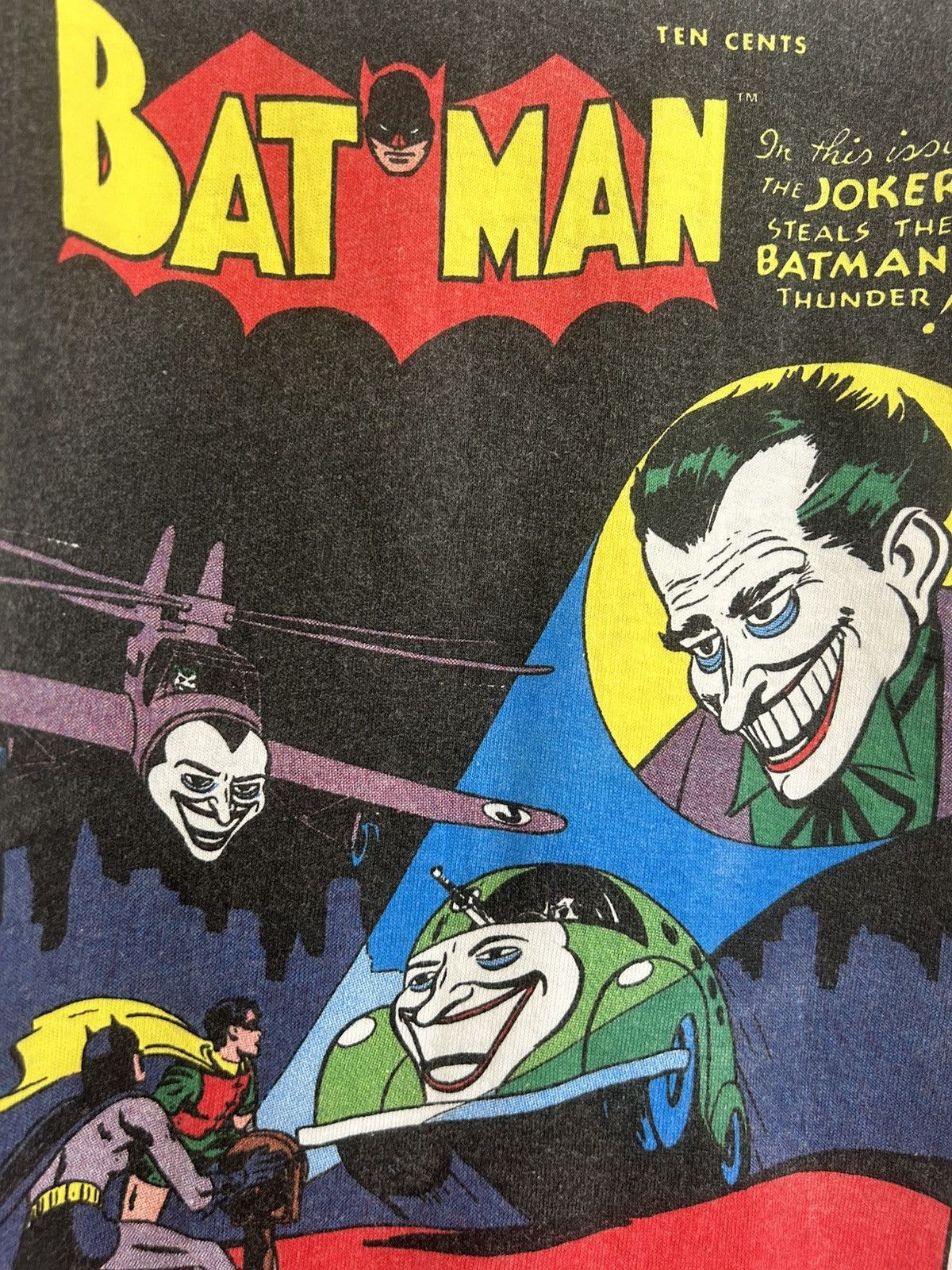 DC Comics 1980s DC Comics Batman vs Joker Graphitti T-shirt Size US XL / EU 56 / 4 - 5 Thumbnail