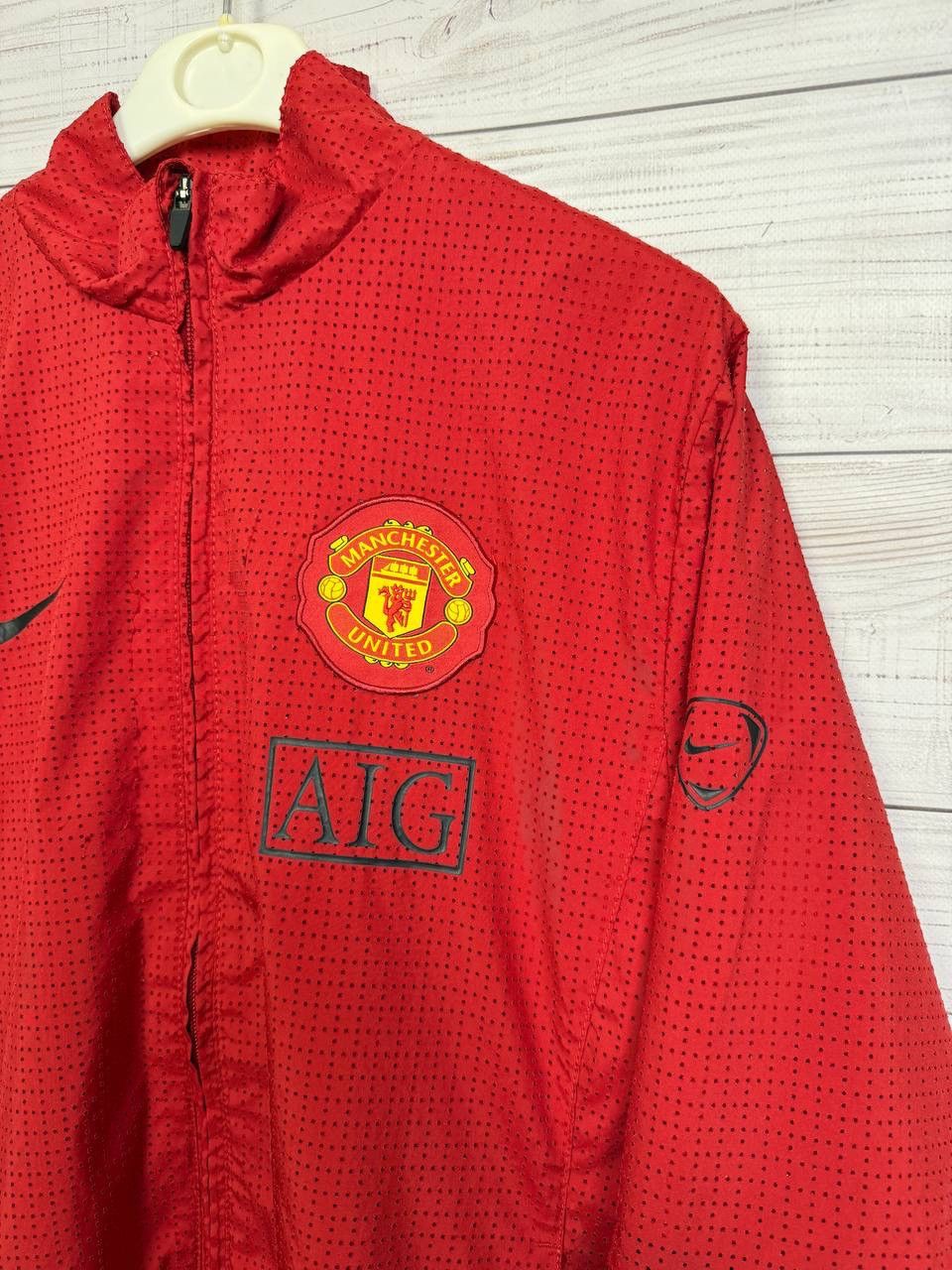 Nike Vintage 00s Nike Manchester United Track Jacket Red Mens Size US L / EU 52-54 / 3 - 2 Thumbnail