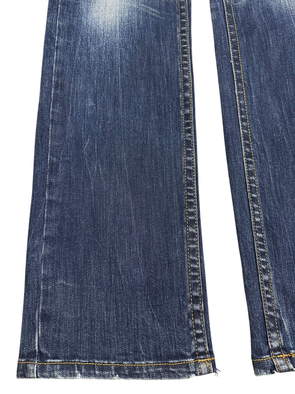 Japanese Brand Vintage Japanese Brand Blue Bleached Style Loose Jeans Size US 32 / EU 48 - 6 Thumbnail