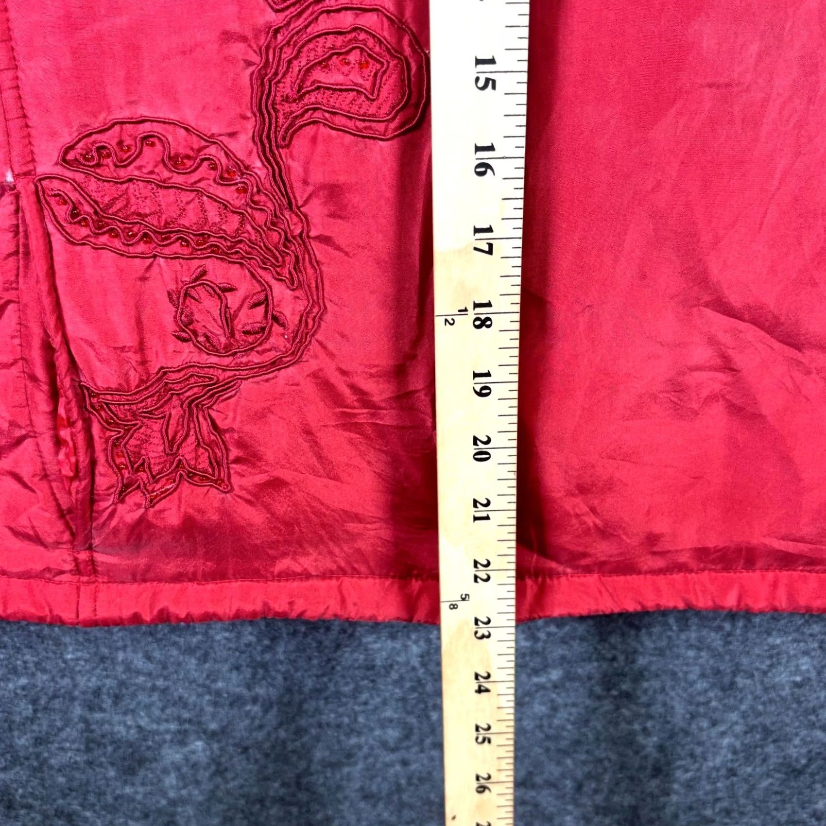 Coldwater Creek Coldwater Creek Vest Jacket Womens 1X Red Silk Floral Full-Zip Travel Utility Vest Jacket Silk Floral Full-Zip Red Womens 1X Size XL / US 12-14 / IT 48-50 - 3 Thumbnail