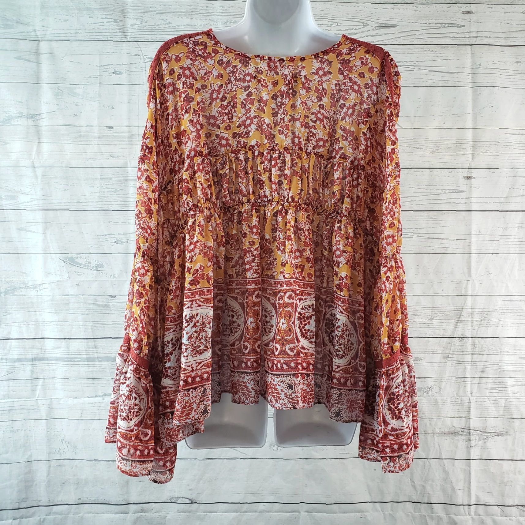 Free People Free People Womens Lorraine Tiered Kimono Top Sz Small Red Floral Shirt Womens Small Red Kimono 90s? Size S / US 4 / IT 40 - 5 Thumbnail