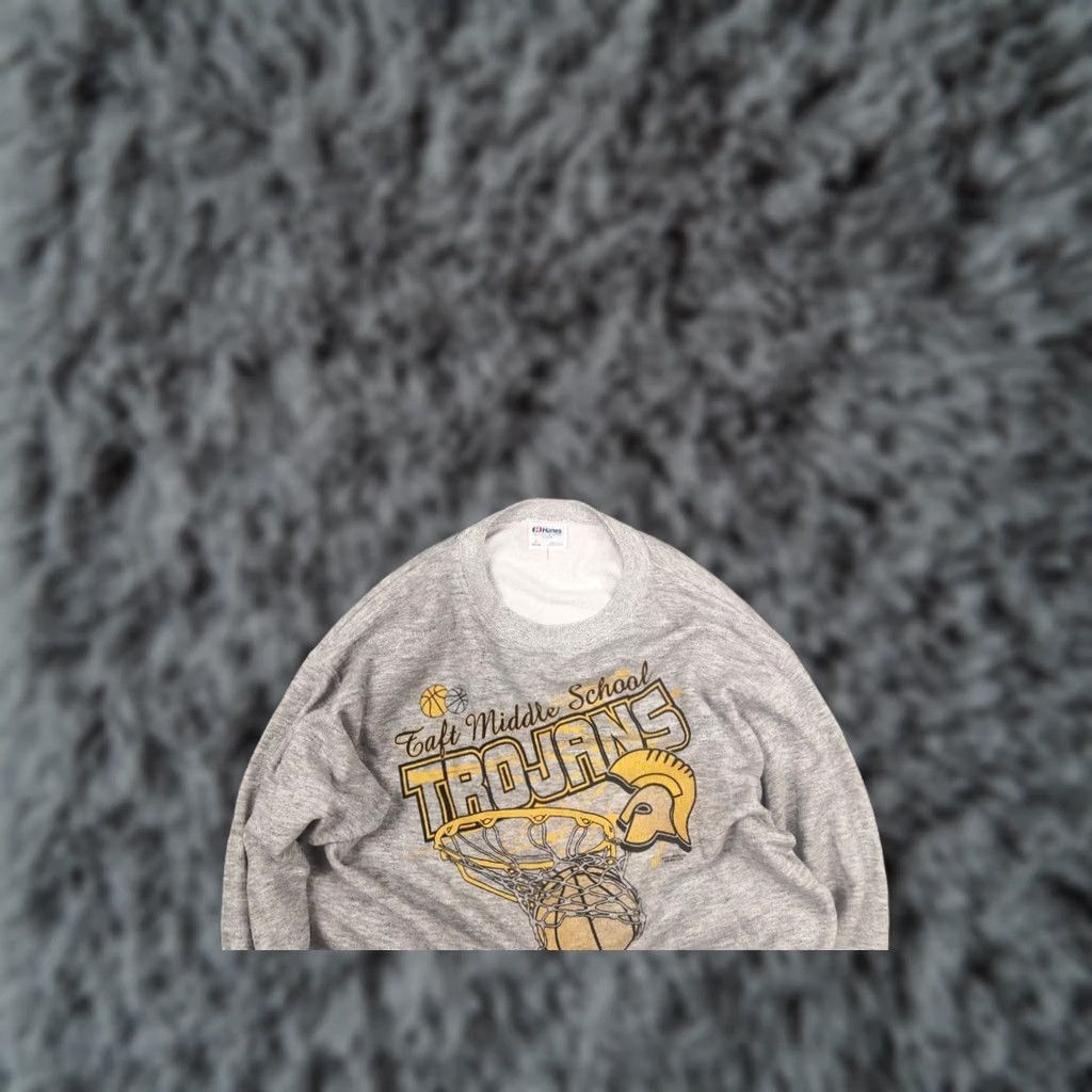 Logo 7 VINTAGE Taft Middle School TROJANS basketball graphics Logo Gray Sweatshirt Size US L / EU 52-54 / 3 - 1 Thumbnail
