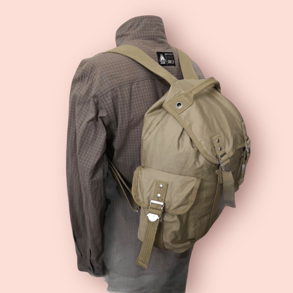 Jun Takahashi × Uniqlo ARCHIVAL UNIQLO ARMY STYLE BACKPACK /RUCKSACK Size ONE SIZE - 9 Thumbnail