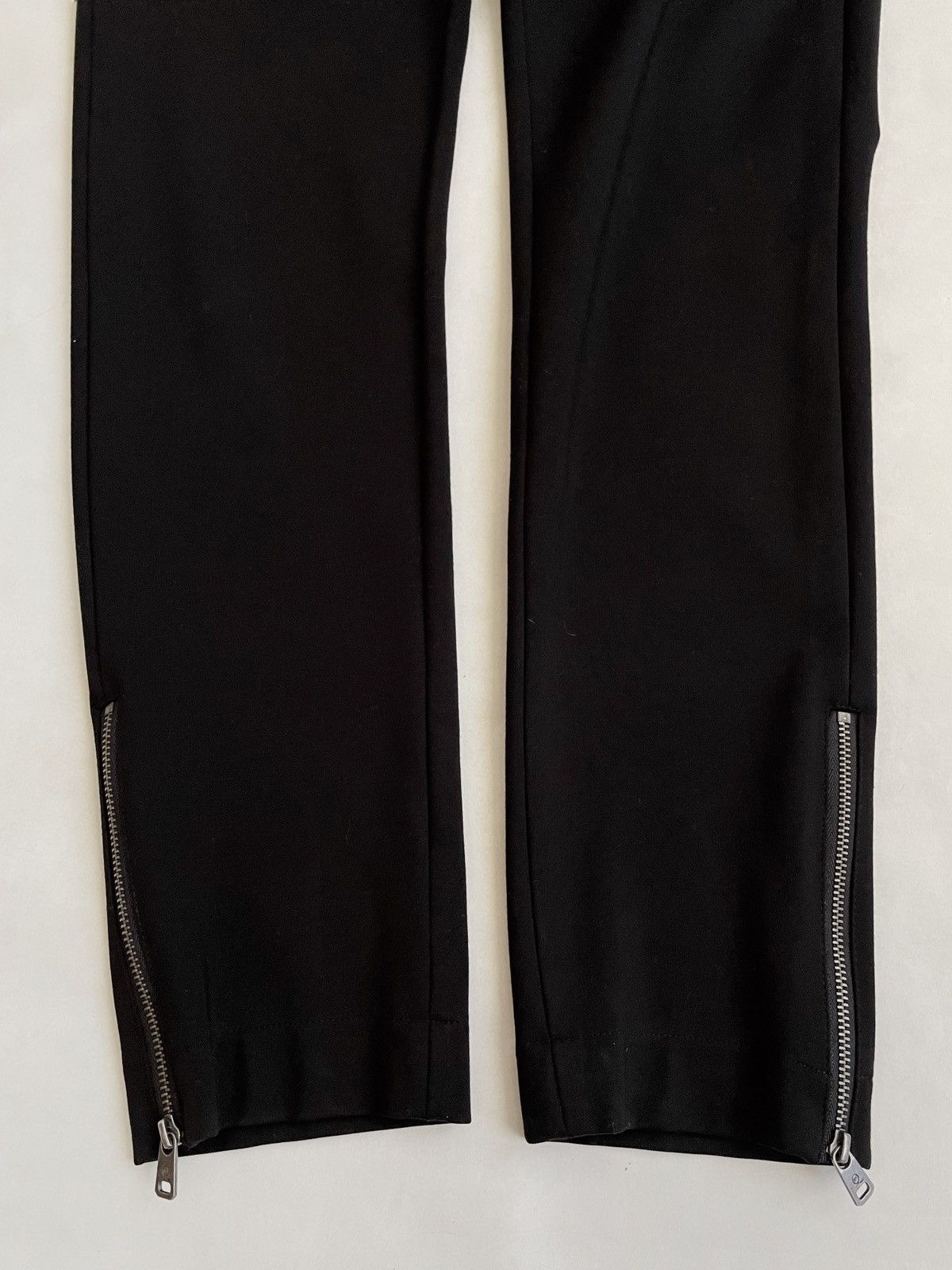 Alexander McQueen Alexander McQueen black zip pants 2012 Size 27" / US 4 / IT 40 - 4 Thumbnail