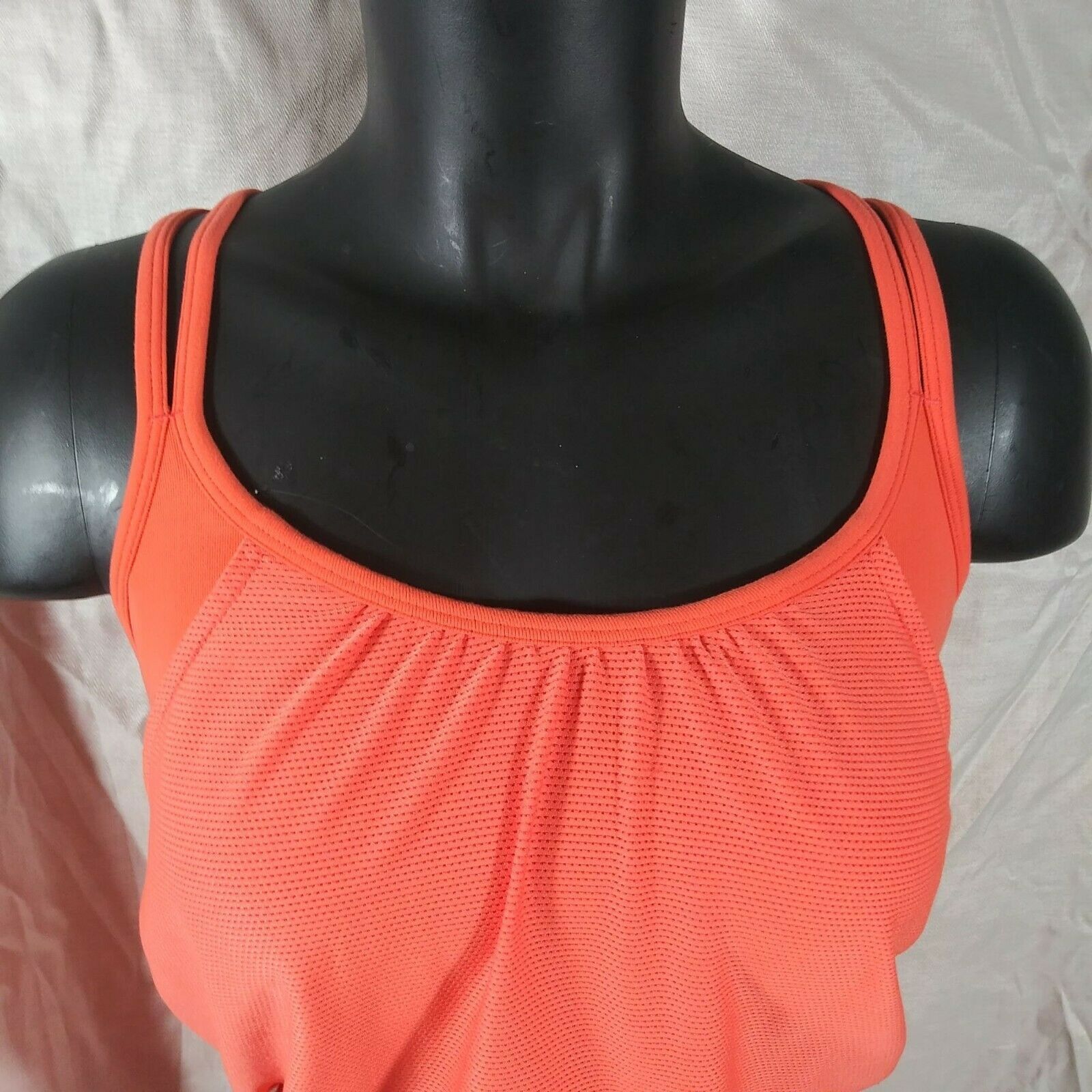 Athleta Athleta Hidden Agenda Tank Top - XXS - Coral Size XXS / US 00 / IT 34 - 4 Thumbnail