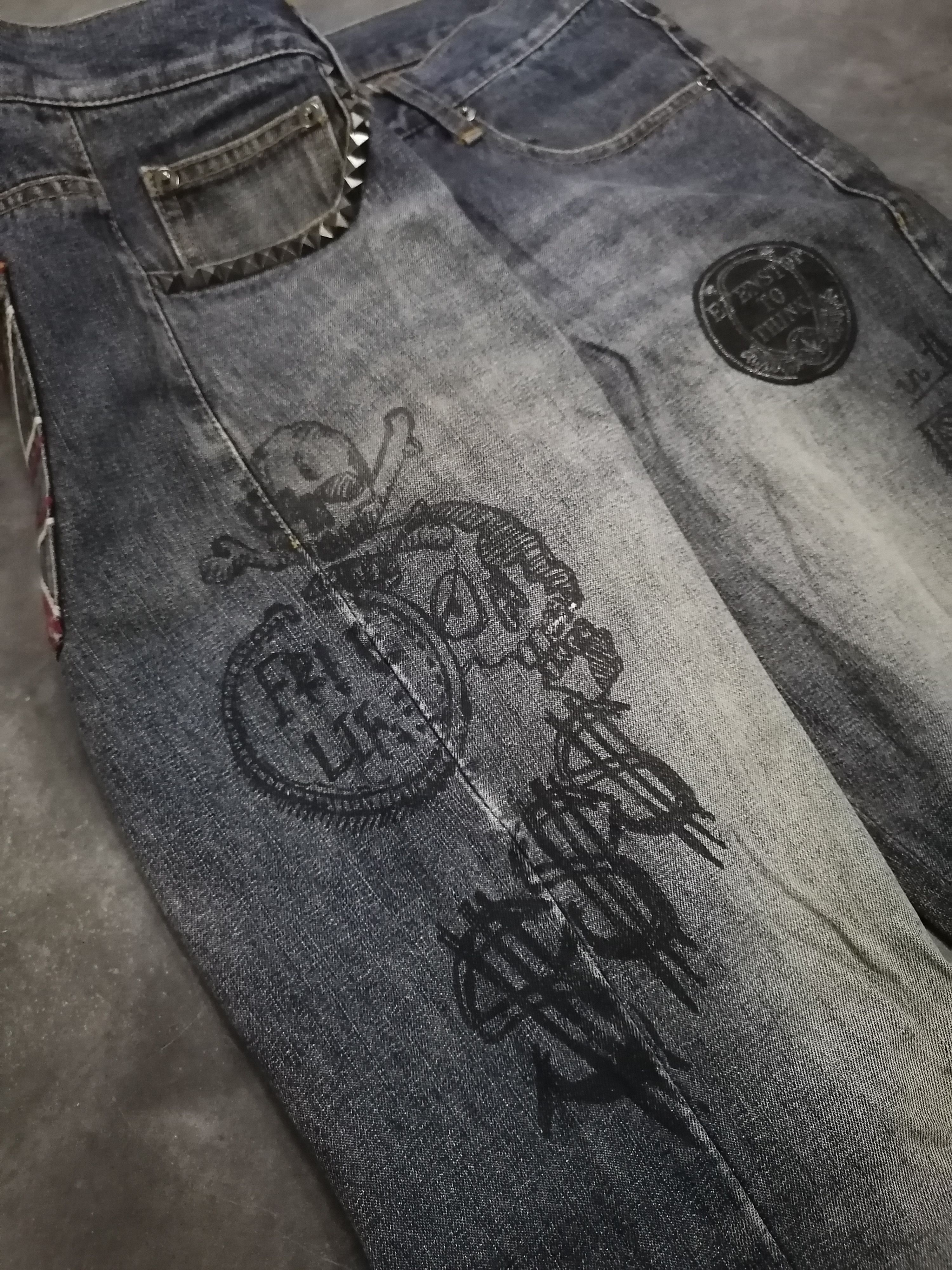 If Six Was Nine × Le Grande Bleu (L.G.B.) × Seditionaries Flare In The Attic Gothic Distressed Denim Pants Size US 31 - 6 Thumbnail