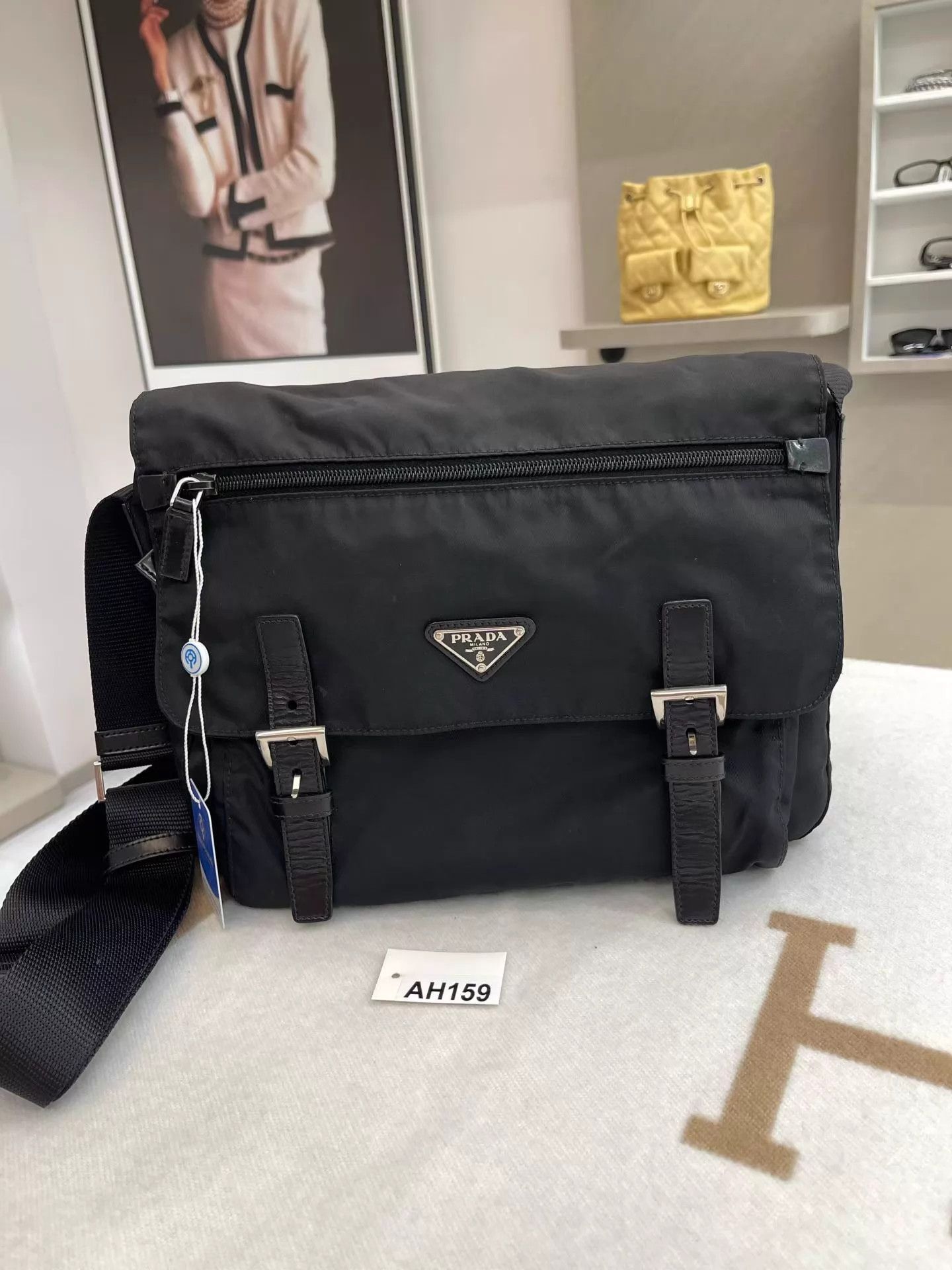 Prada PRADA Shoulder & Crossbody Bag Like New 30x24x11 AH159 Size ONE SIZE - 1 Thumbnail