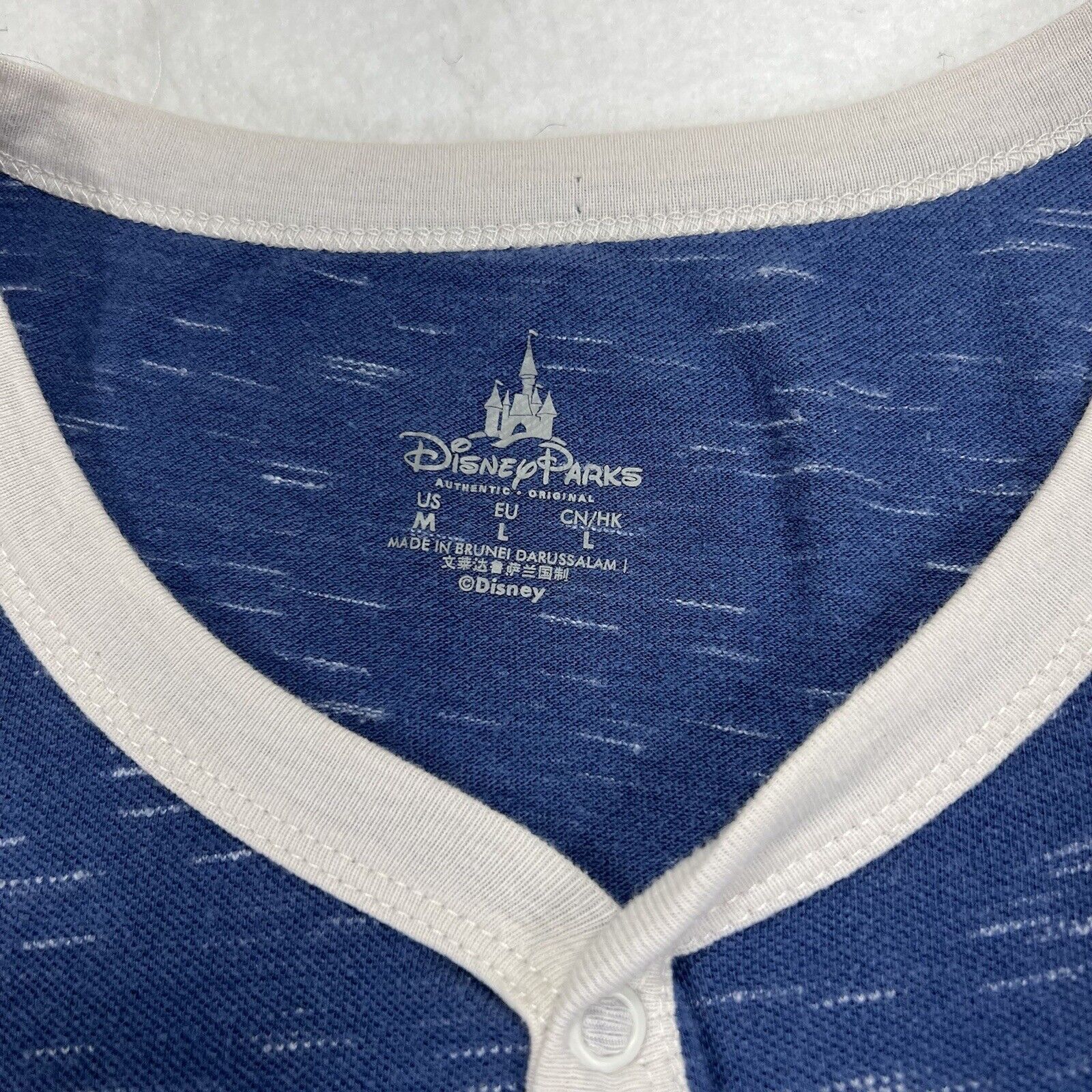 Disney Disney Epcot Henley Medium Graphic T Shirt Blue White Size US M / EU 48-50 / 2 - 3 Thumbnail