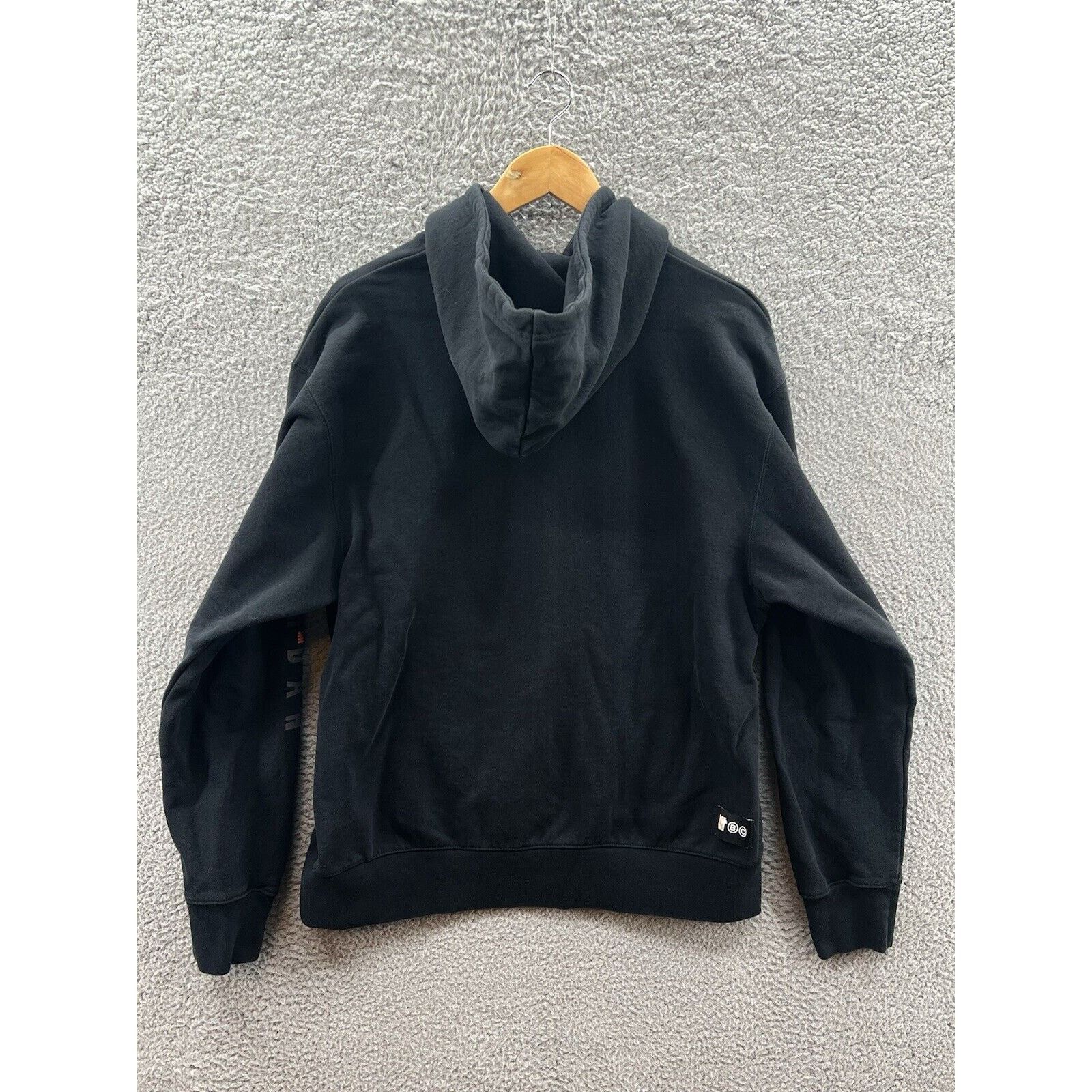 Nike Nike Air Jordan Undefeated Weights Hoodie Black DX6317 010 Size US L / EU 52-54 / 3 - 2 Thumbnail