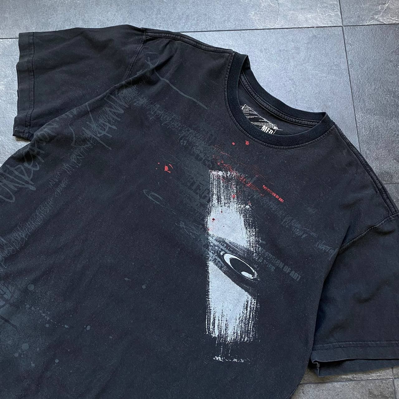 Oakley Big logo rare Oakley tee shirts Size US M / EU 48-50 / 2 - 2 Thumbnail
