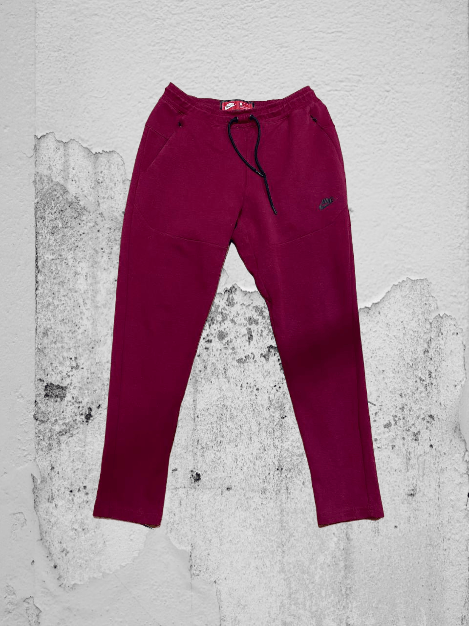 Nike Nike Embroidered Swoosh Jogger Sweatpants Size US 34 / EU 50 - 1 Thumbnail