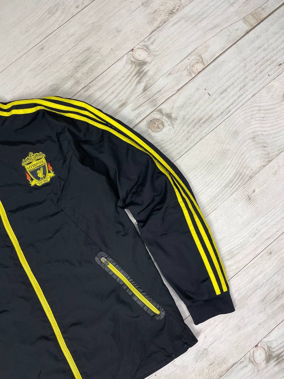Adidas Vintage Adidas Liverpool 2010 2011 Jacket Pants Tracksuit Size US M / EU 48-50 / 2 - 3 Thumbnail