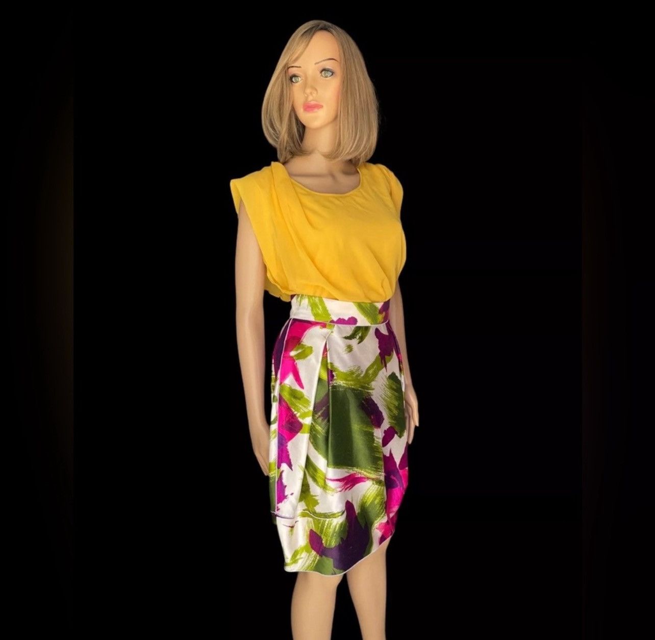 Dolce & Gabbana DOLCE & Gabbana Runway 2008 Abstract Floral Midi Skirt Size 27" / US 4 / IT 40 - 3 Thumbnail