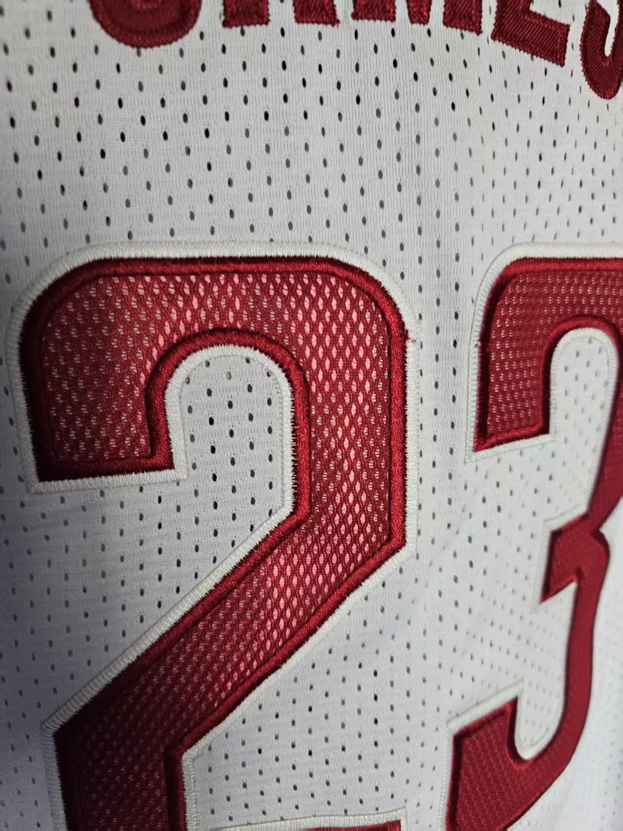 NBA Cleveland Cavaliers #23 LeBron James Jersey Double Stitched Size US M / EU 48-50 / 2 - 4 Thumbnail