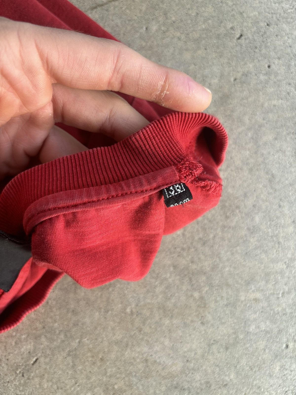 Vintage Crazy 90s Versace Big Logo Essential Red Boxy Grail Tee Size US M / EU 48-50 / 2 - 6 Thumbnail