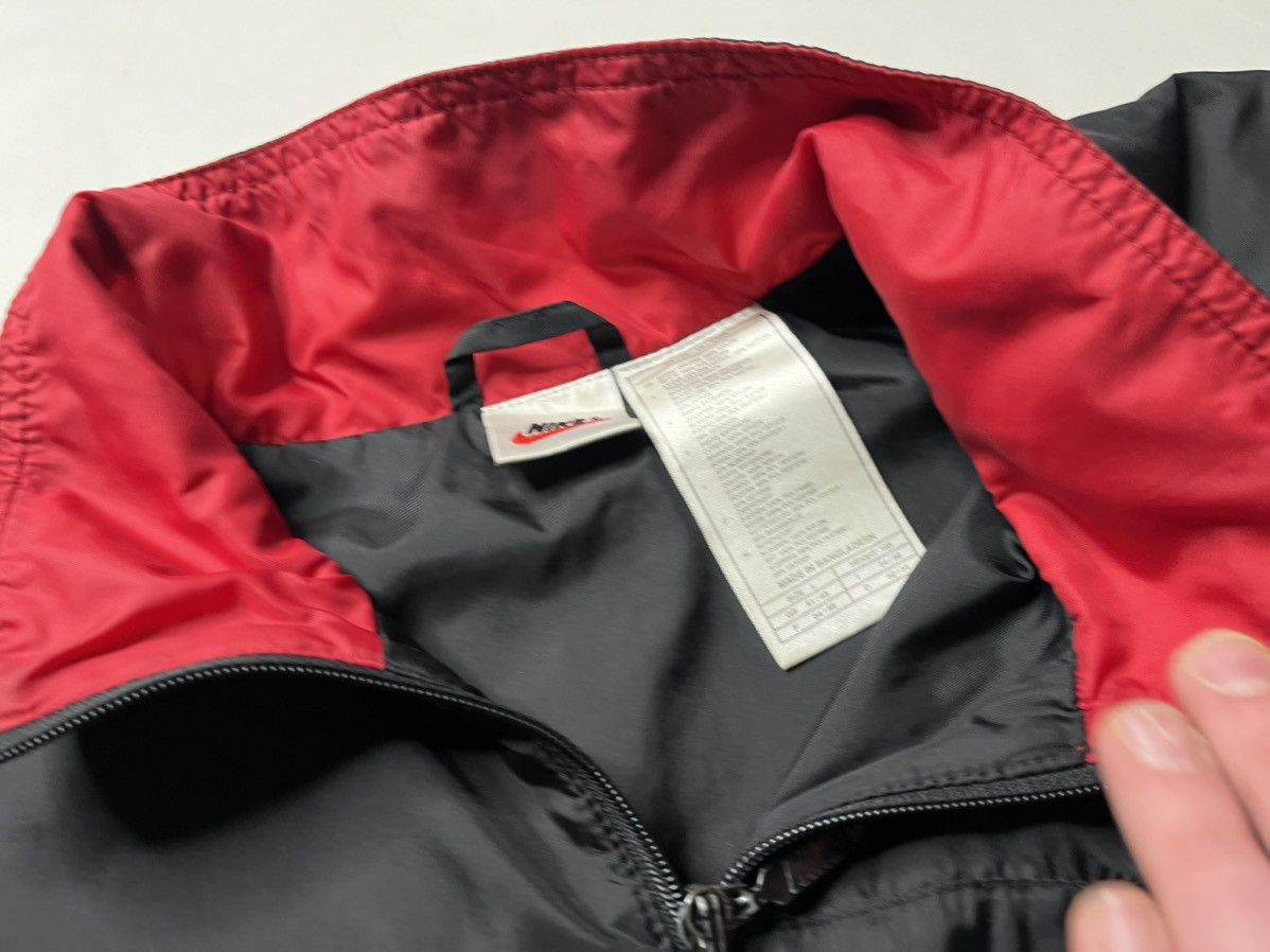 Nike Vintage Nike nylon jacket Size US L / EU 52-54 / 3 - 10 Thumbnail
