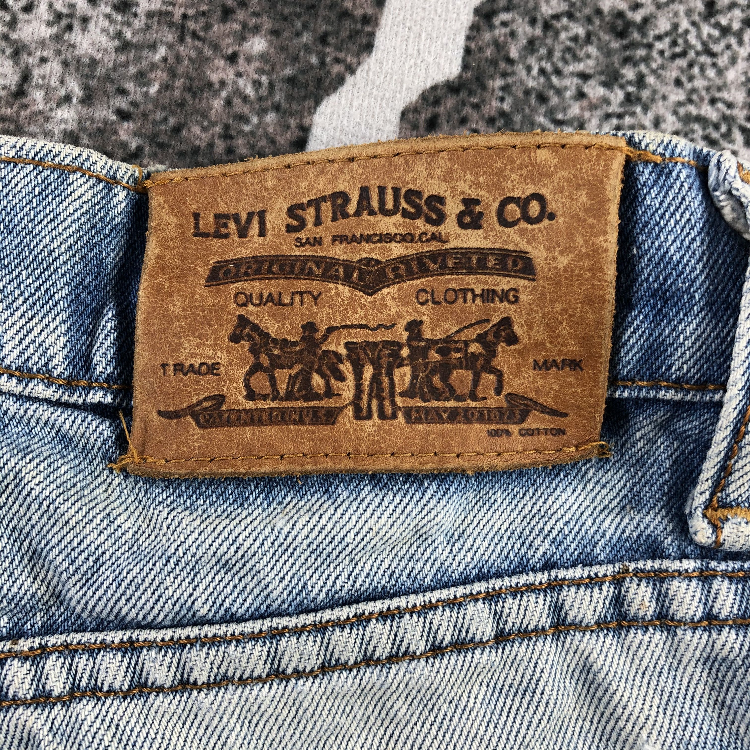 Levi's Vintage Levis Jeans Medium Wash Denim KJ1343 Size US 29 - 5 Thumbnail