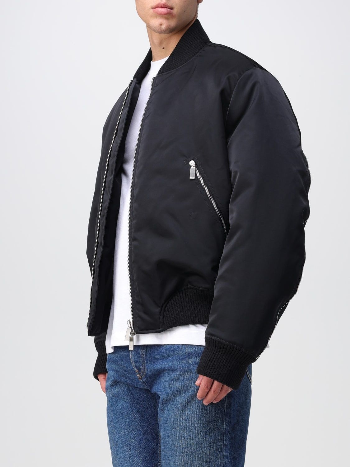 Off-White o1y0225 Bomber Jacket in Black Size US S / EU 44-46 / 1 - 2 Thumbnail