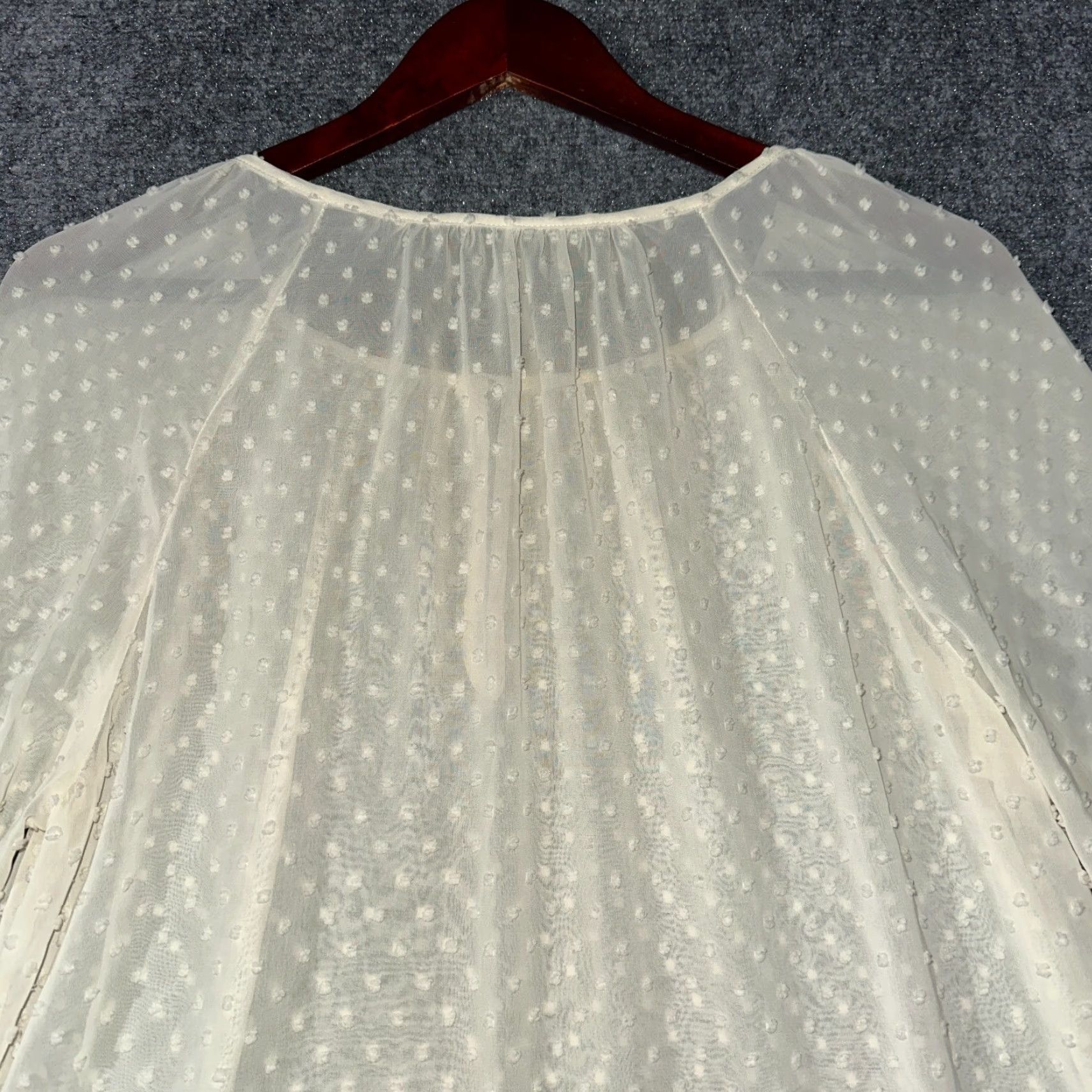 J.Crew J.CREW Blouse Womens Small Swiss Dot Peasant Sheer Keyhole Neck Long Sleeve Top Size S / US 4 / IT 40 - 7 Thumbnail