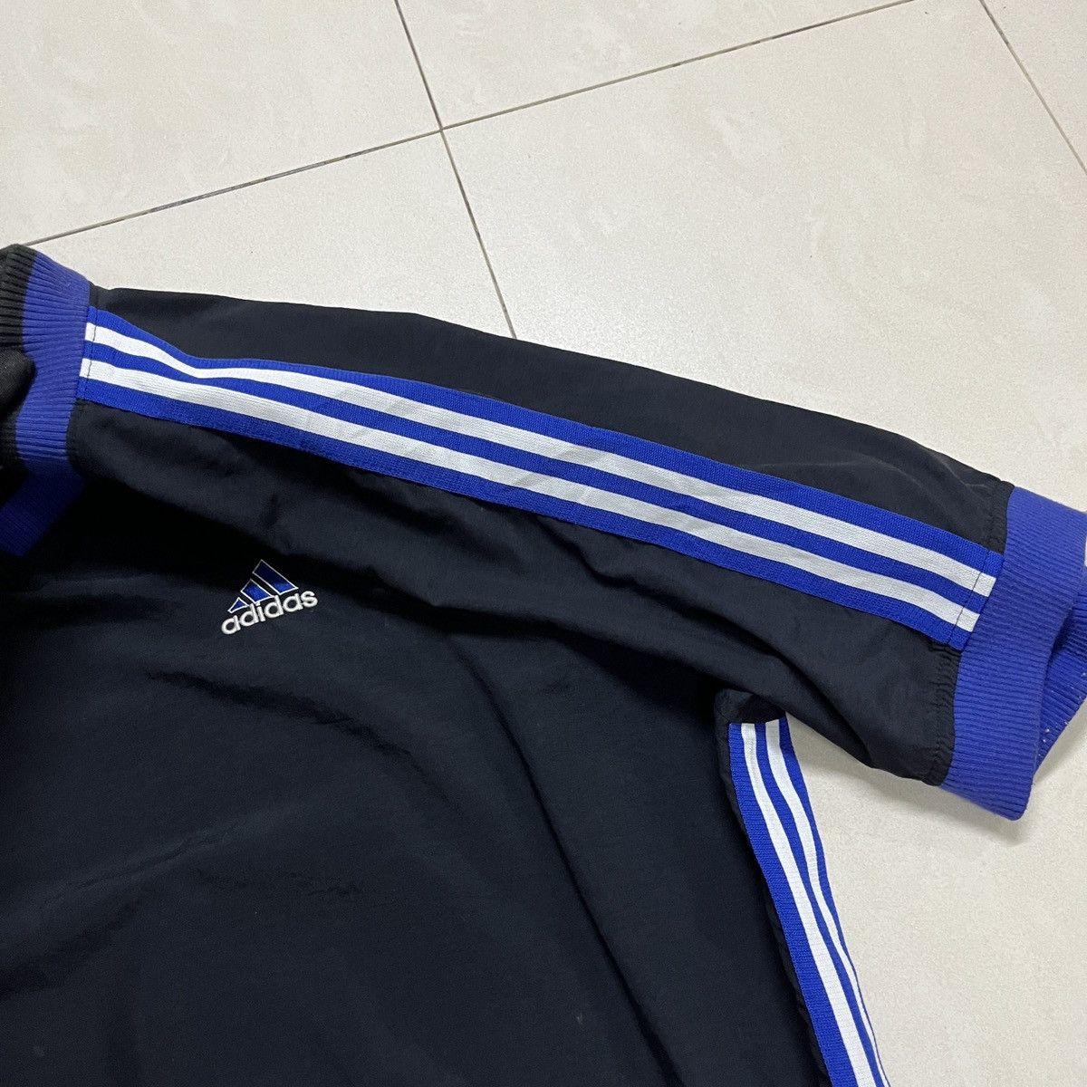 Adidas × Vintage Vintage Adidas 3 Stripes Jersey Size US L / EU 52-54 / 3 - 5 Thumbnail