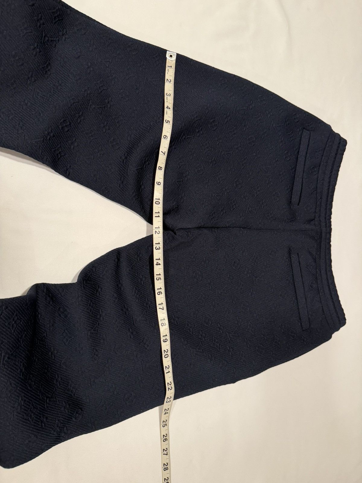 Louis Vuitton Louis vuitton mens monogram embroidered pants.XL. $1390 Size US 36 / EU 52 - 14 Thumbnail