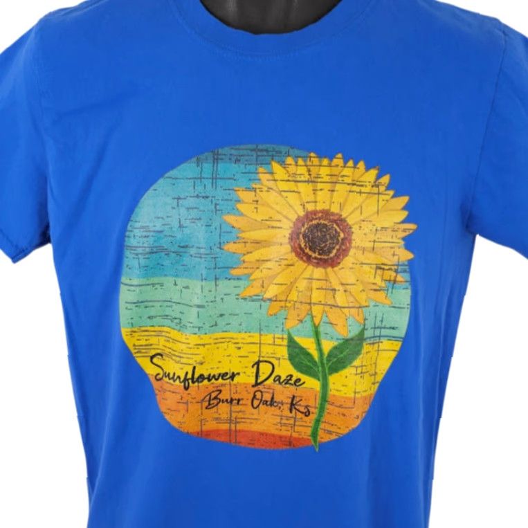 Gildan Sunflower Daze T Shirt Mens Size Medium Blue Burr Oak Kansas Souvenir Tee Size US M / EU 48-50 / 2 - 2 Thumbnail