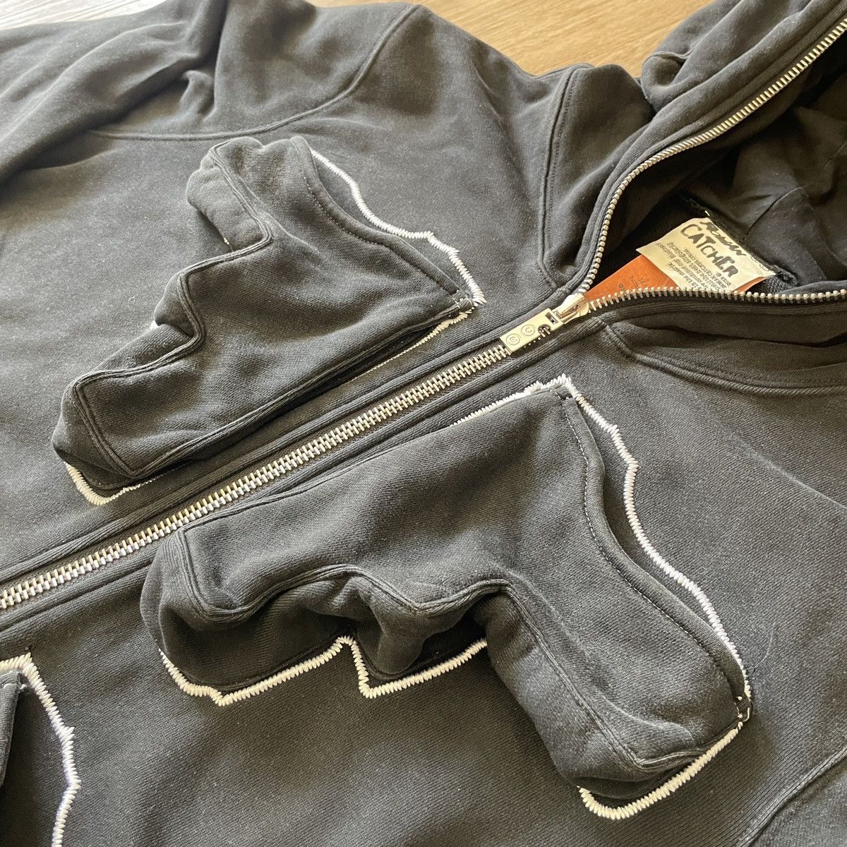 Japanese Brand Romancatcher Glock Pocket Fullzip Hoodie Size US L / EU 52-54 / 3 - 5 Thumbnail