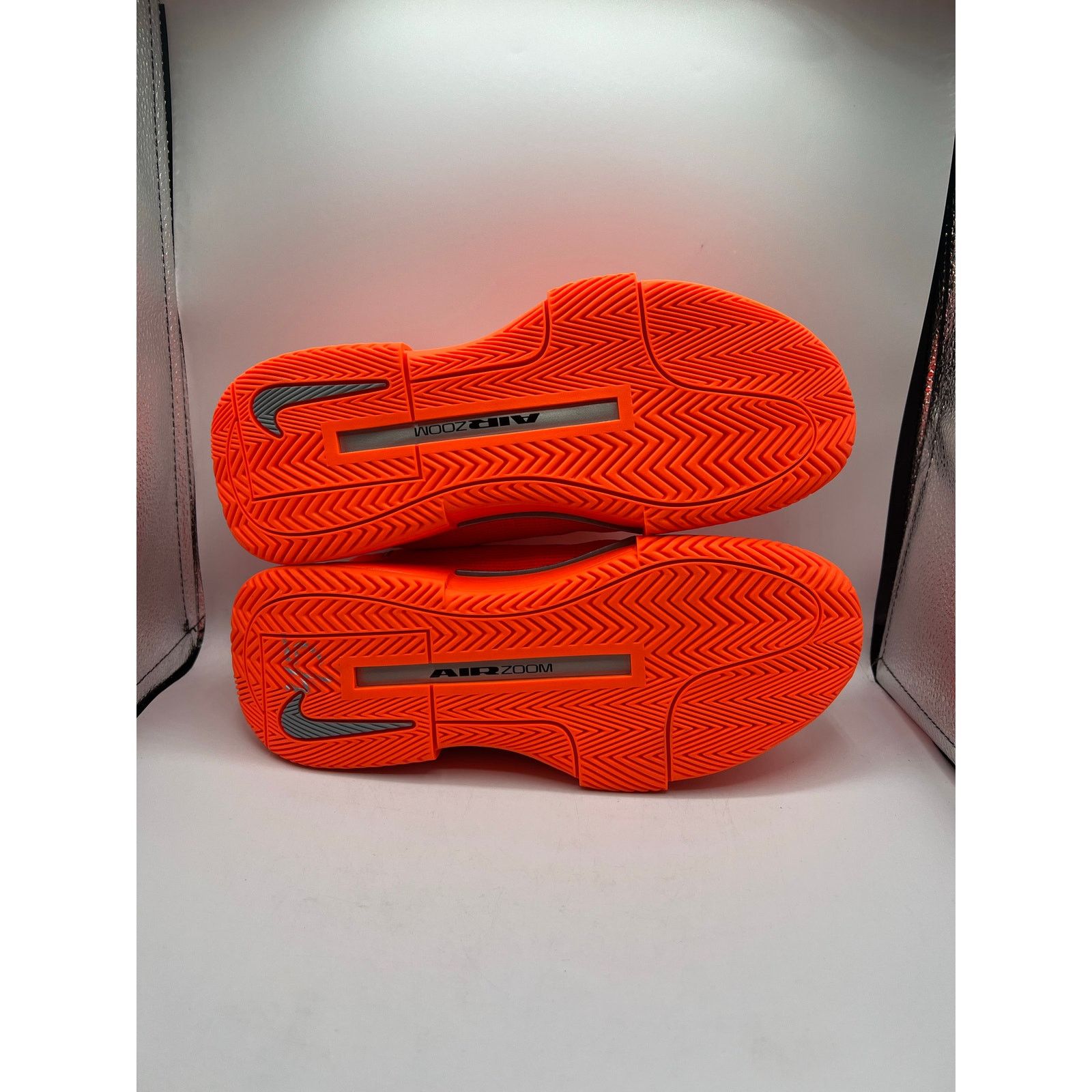 Nike Nike GP Challenge 1 Premium Hard Court Tennis Shoes size 10 Size US 10 / EU 43 - 5 Thumbnail