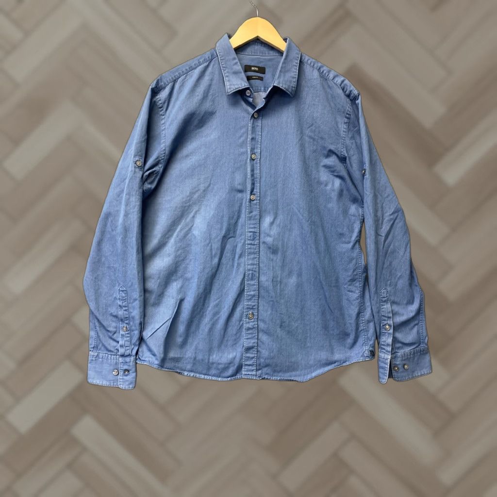 Hugo Boss VINTAGE HUGO BOSS Men Denim Shirt Casual Slim Fit Long Sleeve Button-Up Size XL Blue Size US XL / EU 56 / 4 - 1 Thumbnail
