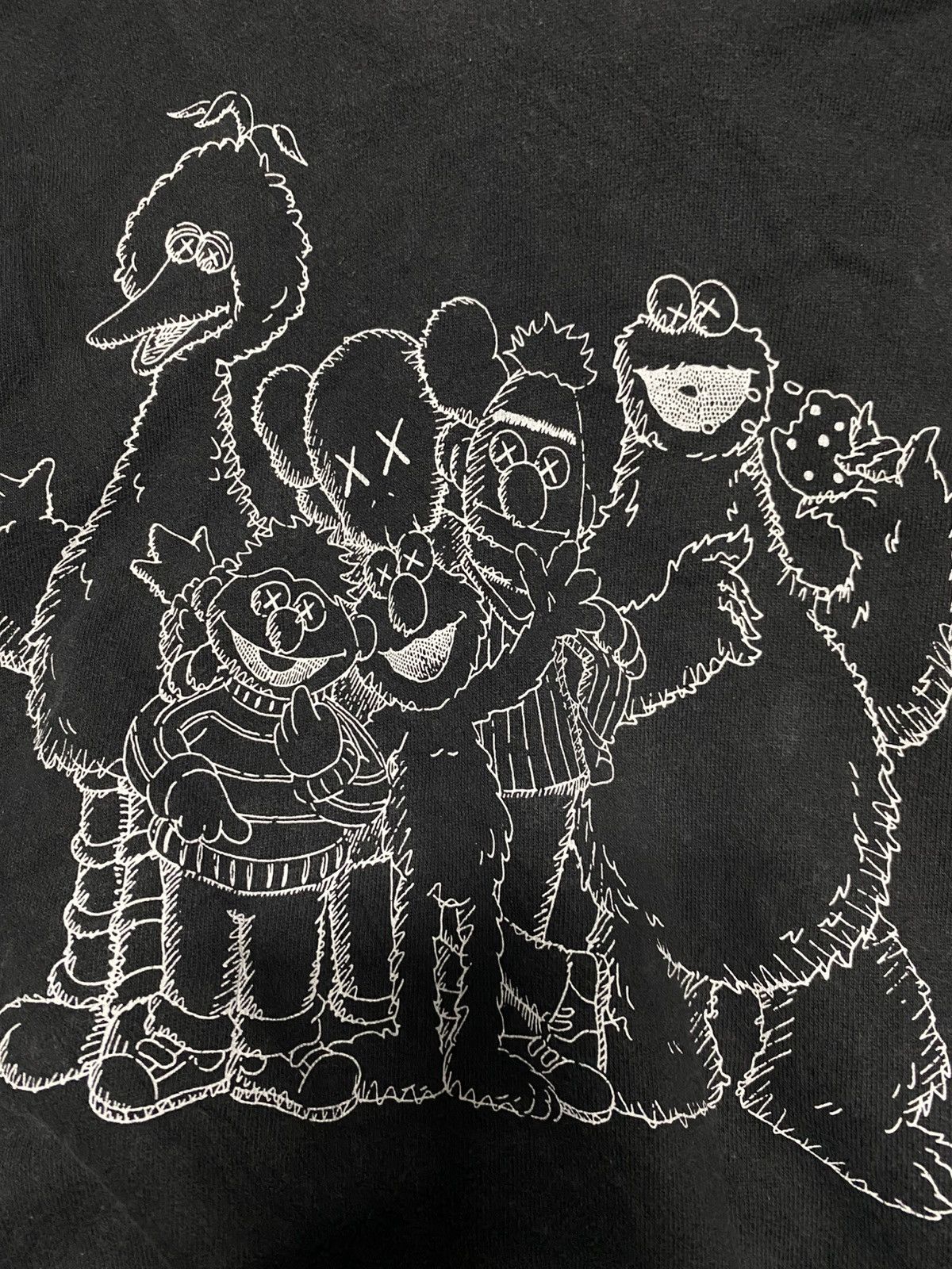 Kaws × Uniqlo UNIQLO X KAWS X SESAME STREET Size US S / EU 44-46 / 1 - 6 Thumbnail