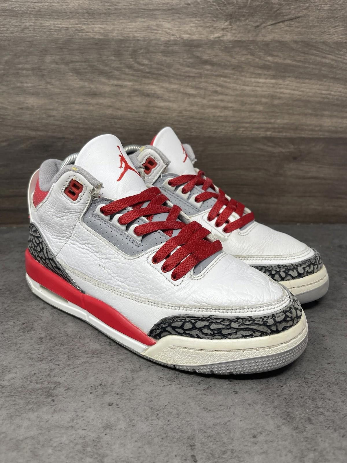 Nike Air Jordan 3 Fire Red Kids Size 6Y GS Nike Red White 2022 Size US 6 / EU 39 - 4 Thumbnail