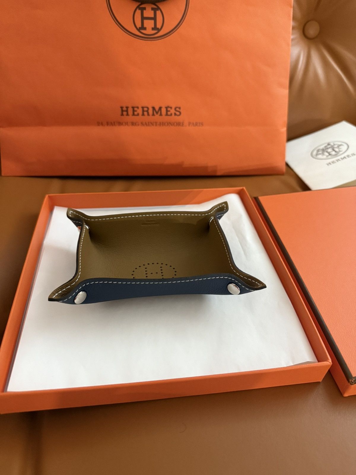 Hermes Hermes Mises et Relances Desk card tray Kraft [NEW] Size ONE SIZE - 5 Thumbnail