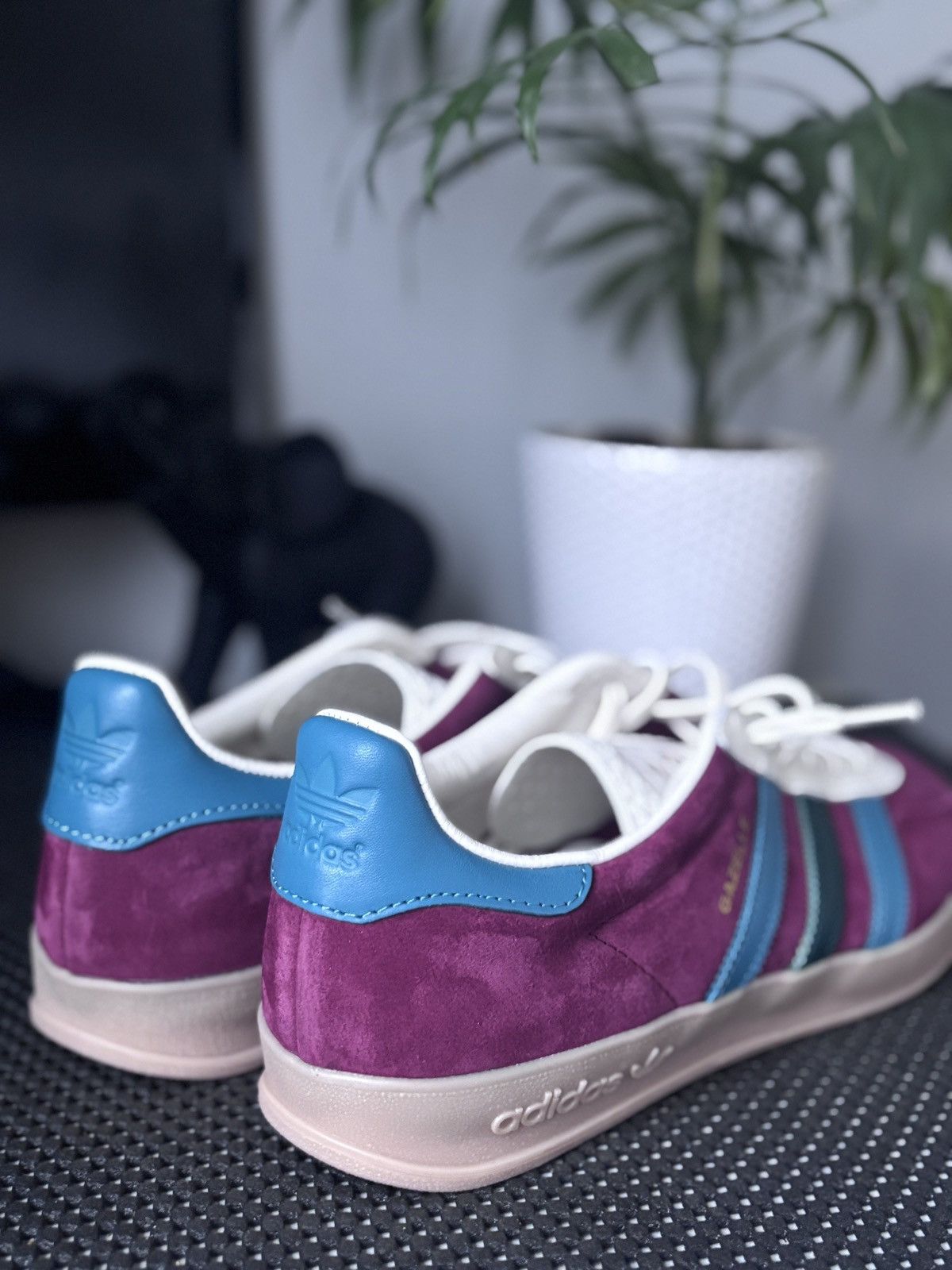 Adidas Adidas Gazelle 'Collegiate Burgundy Green' Size US 9.5 / EU 42-43 - 4 Thumbnail