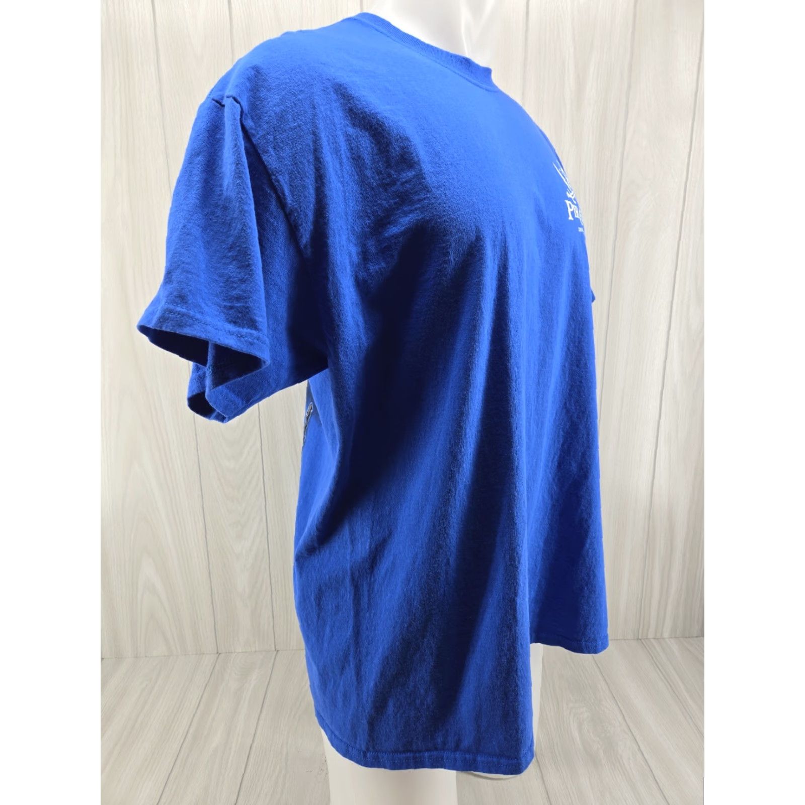 Gildan VINTAGE Pirates Voyage Dinner And Show T Shirt XL Blue Unisex Adults 2016 Gatlinburg Pigeon Forge Mens Womens Size US XL / EU 56 / 4 - 6 Thumbnail