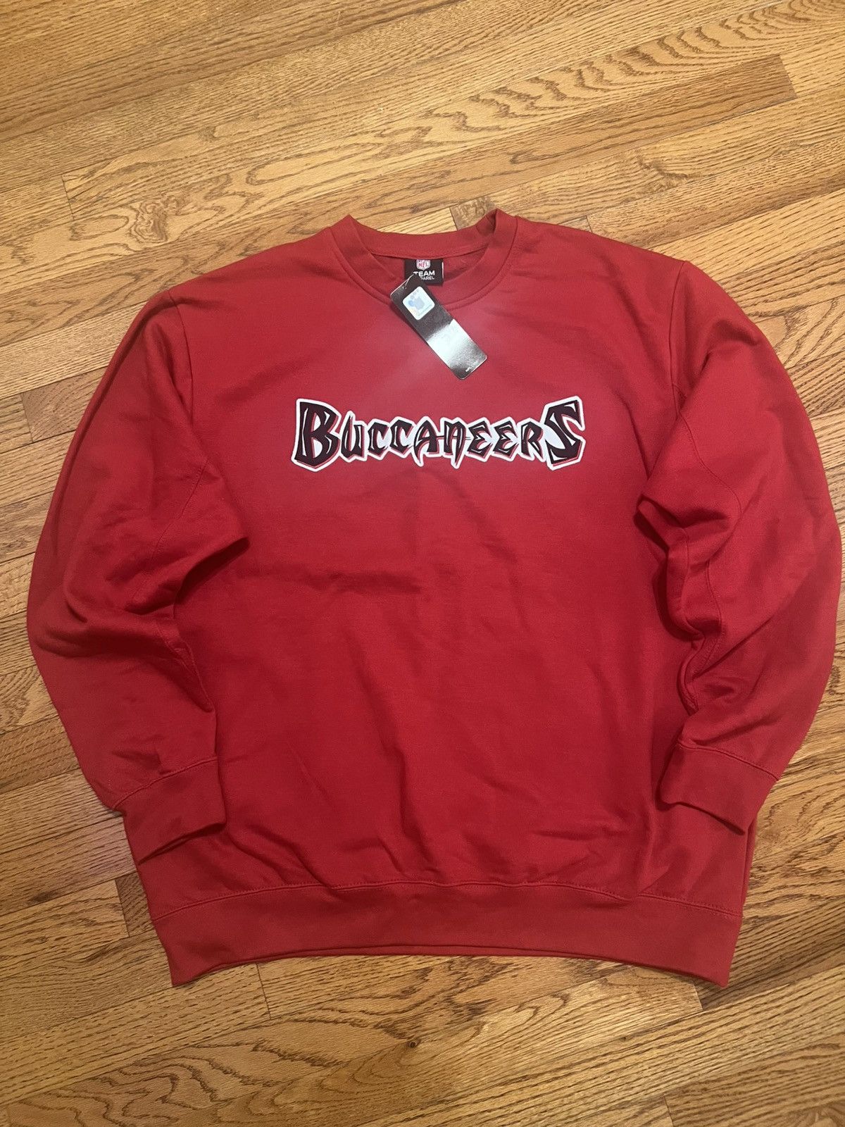 NFL Vintage Tampa Bay Buccaneers Crewneck Sweatshirt Size US XL / EU 56 / 4 - 1 Thumbnail