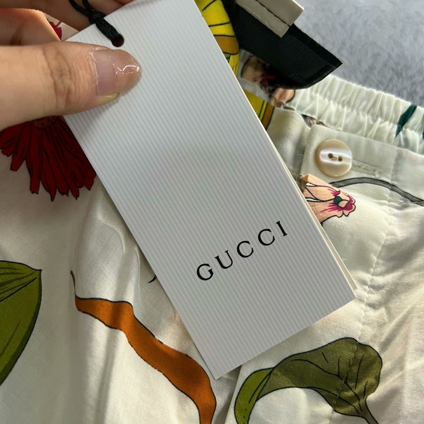Gucci Gucci Floral Print Shorts Size US 30 / EU 46 - 4 Thumbnail
