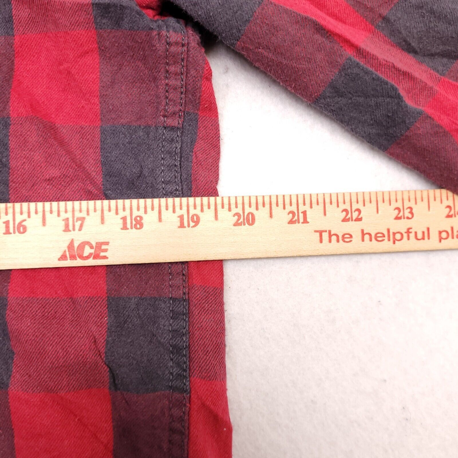Arizona Jean Co. Arizona Jean Co Buffalo Check Flannel Shirt Mens Size M Red Size US M / EU 48-50 / 2 - 9 Thumbnail