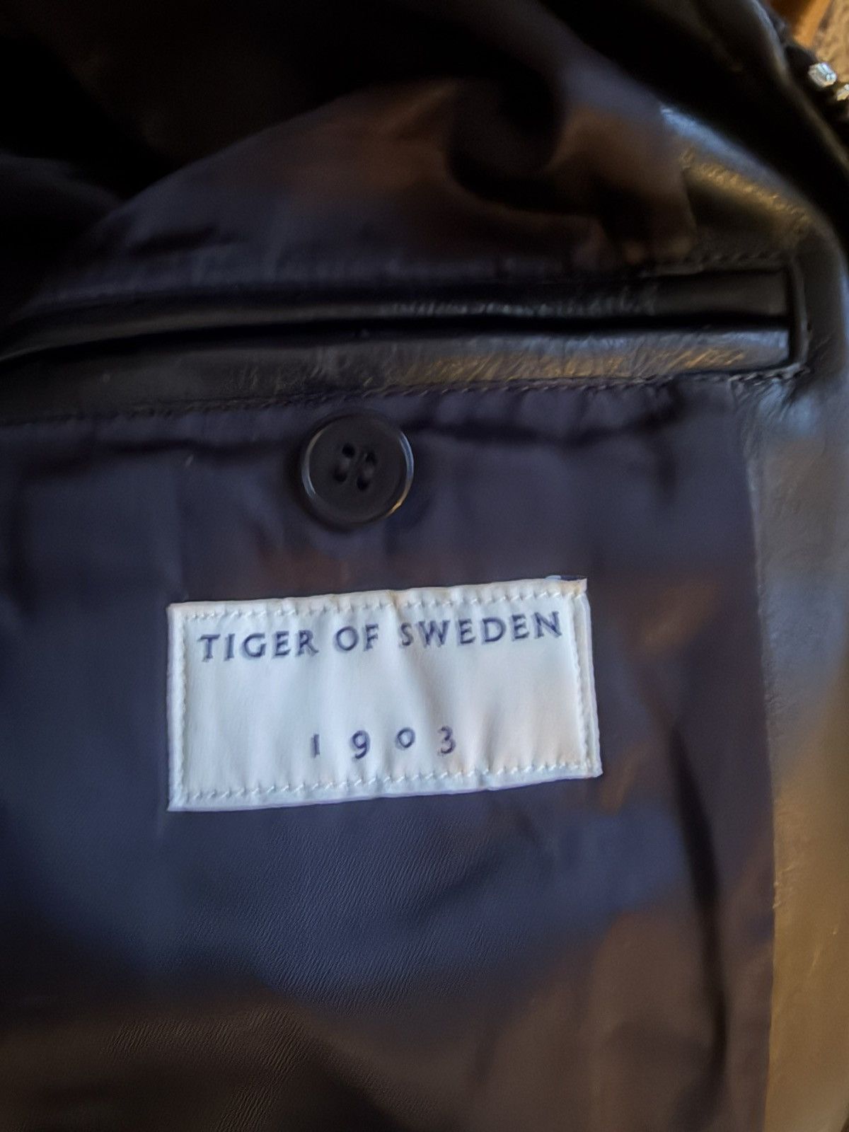 Tiger of Sweden Tiger Of Sweden leather studed leather jacket Size US S / EU 44-46 / 1 - 7 Thumbnail