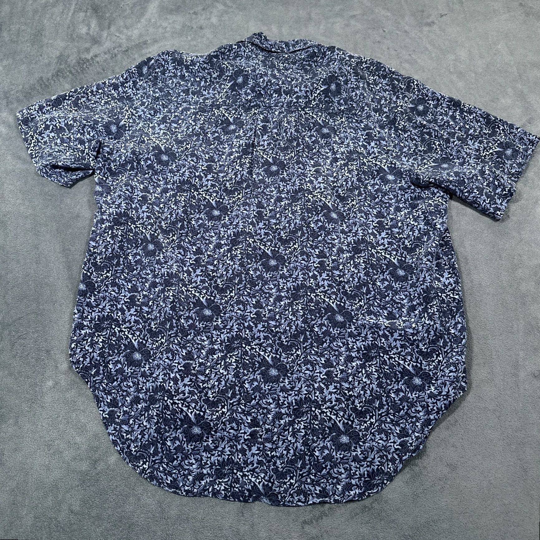 Orvis Vintage Orvis Men's Large Blue Floral Silk Hawaiian Shirt Casual Beach Retro Size US L / EU 52-54 / 3 - 7 Thumbnail