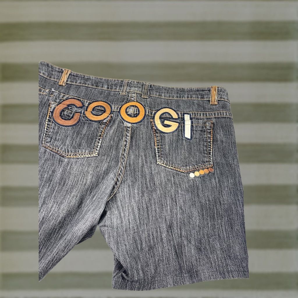 Coogi VINTAGE Coogi Denim Shorts Women 24 Gray Denim Embroidered Logo Hip Hop VTG Size 42" / US 20 - 1 Thumbnail