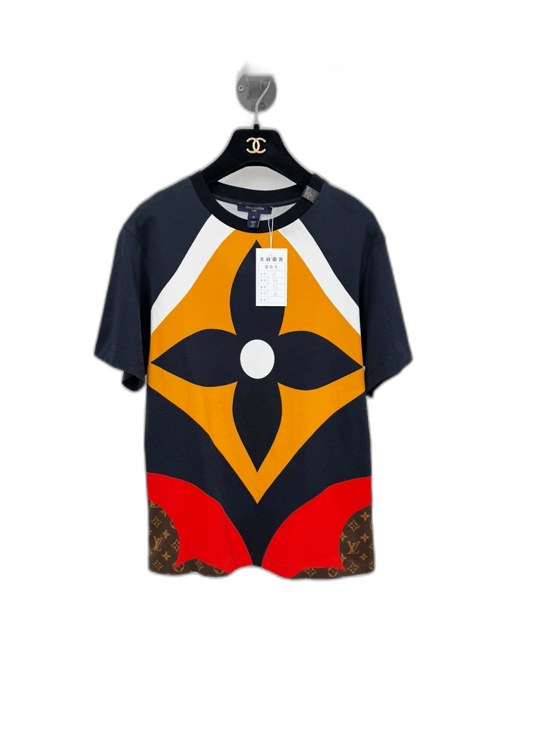 Louis Vuitton Louis Vuitton Short Sleeve Graphic T-shirt- Size M / US 6-8 / IT 42-44 - 1 Thumbnail