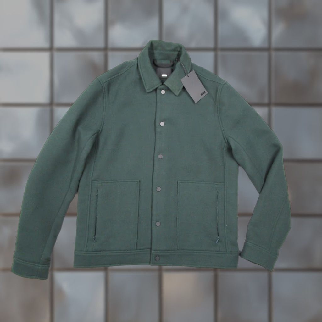Vintage Away Travel Jacket Mens Medium Green Snap Front Shacket Travel Work Bomber Shirt Outdoor Zipped Pockets Size US M / EU 48-50 / 2 - 1 Thumbnail