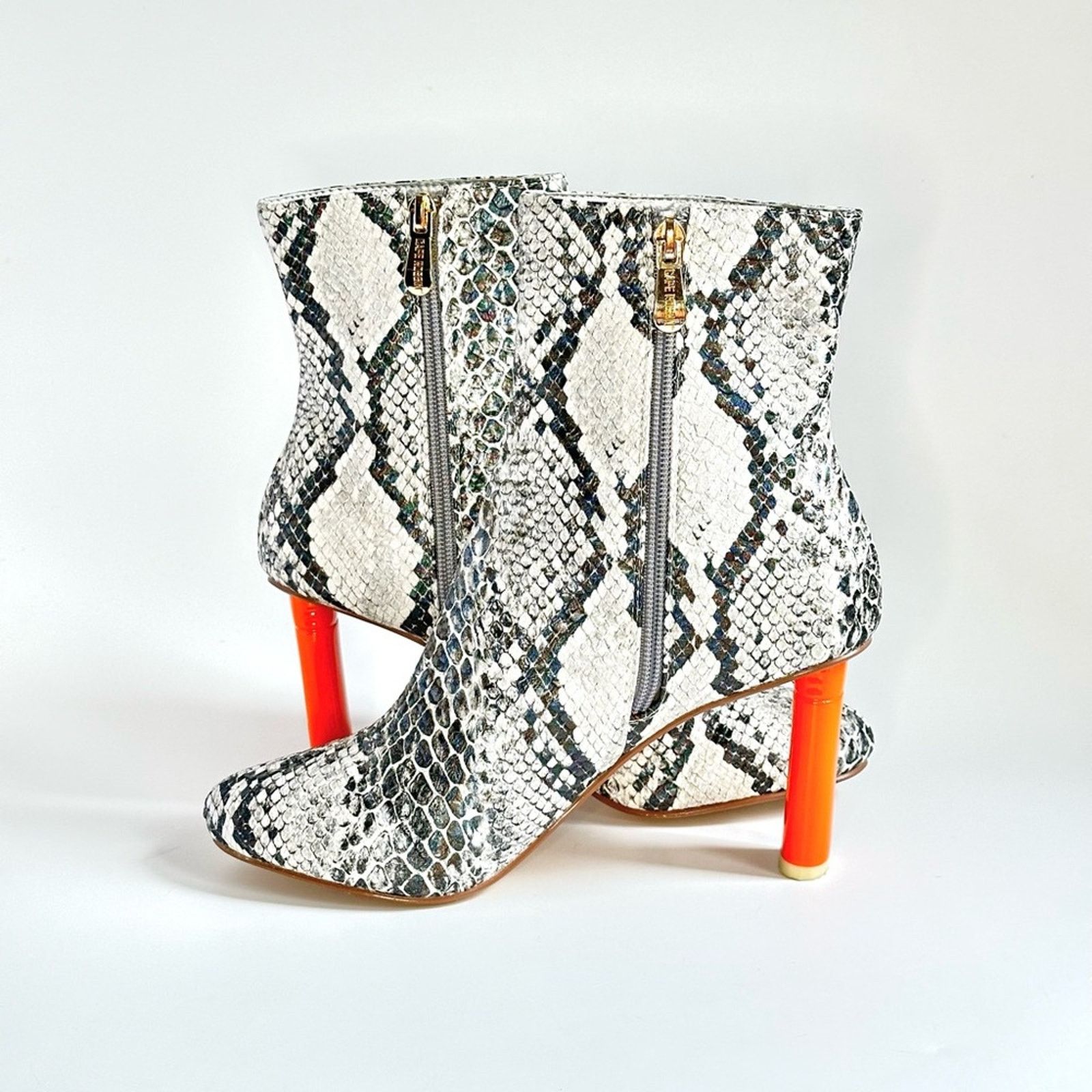 Other Cape Robbin Women Leatherette Snakeskin Oval Heel Bootie Size US 7.5 / IT 37.5 - 1 Thumbnail