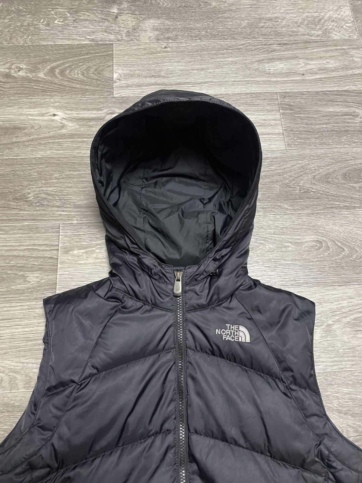 The North Face The North Face 550 Goose Down Vest Black Hooded Puffer Size M / US 6-8 / IT 42-44 - 2 Thumbnail