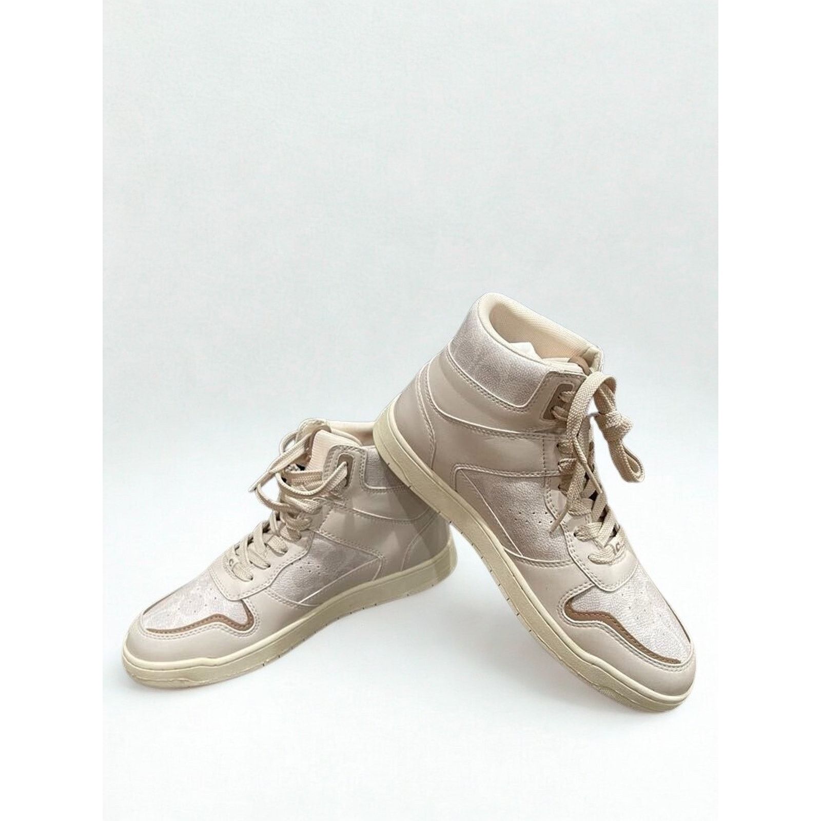 Coach Coach Hi Top Sneakers CD304 Canvas Women’s Sz 10B MSRP $229 Size US 10 / IT 40 - 2 Thumbnail
