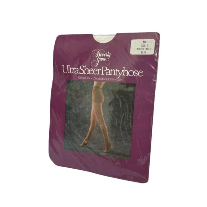 Vintage Hanes Under Statement 1 Pair Ultra Sheer Pantyhose and